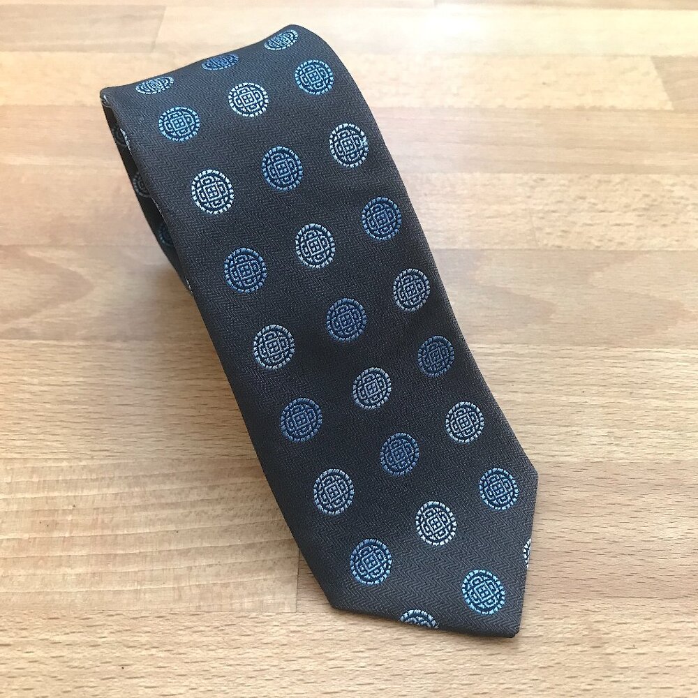 John Varvatos Silk Tie with Circular Geometric Print Medallion Motif